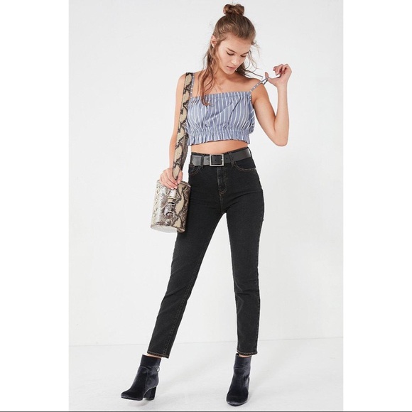 Urban Outfitters Cropped Tank - Picture 3 of 6